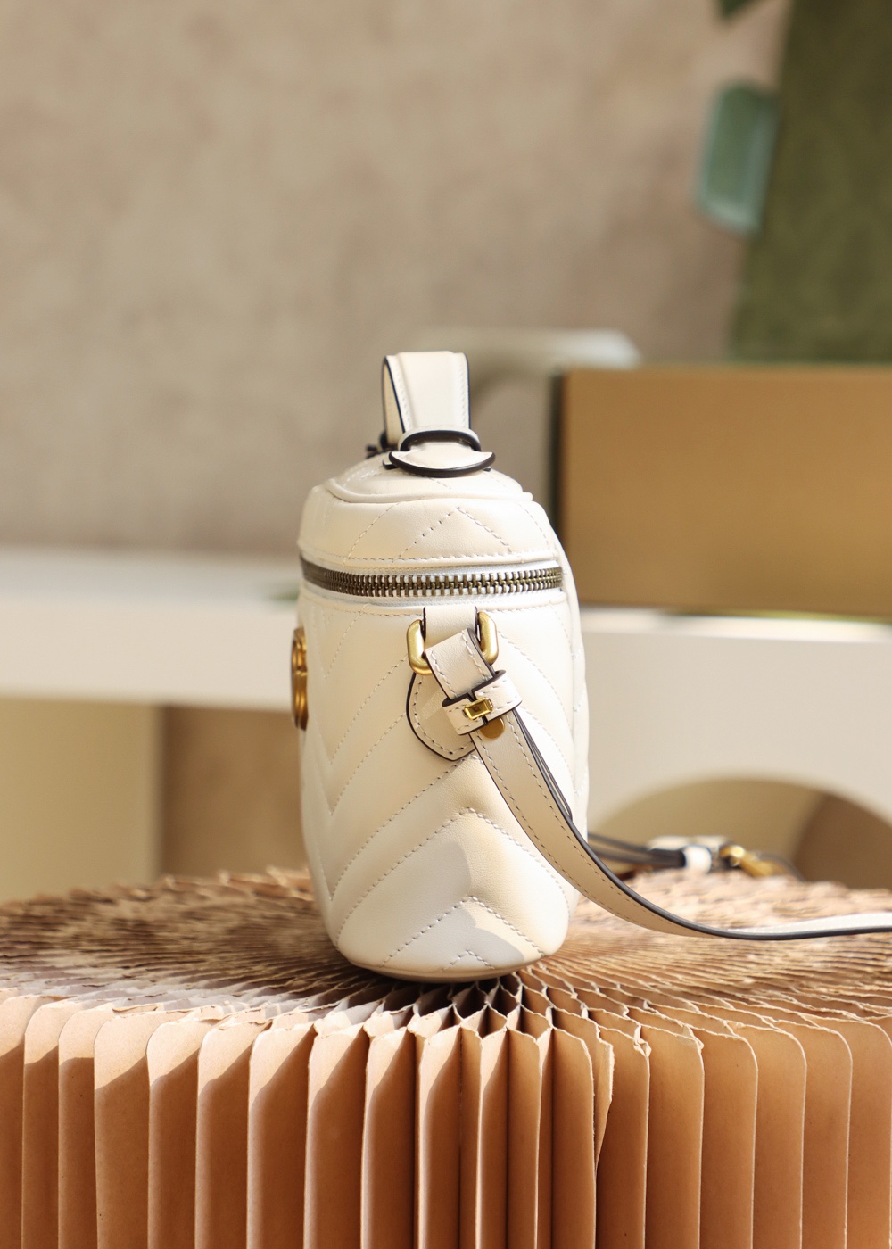 GUCCI  𝐌𝐚𝐫𝐦𝐨𝐧𝐭 #672253