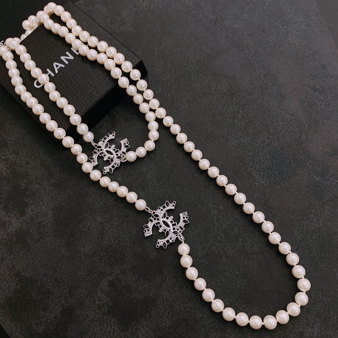 CHANEL🇫🇷Xiaoxiang sweater chain long chain