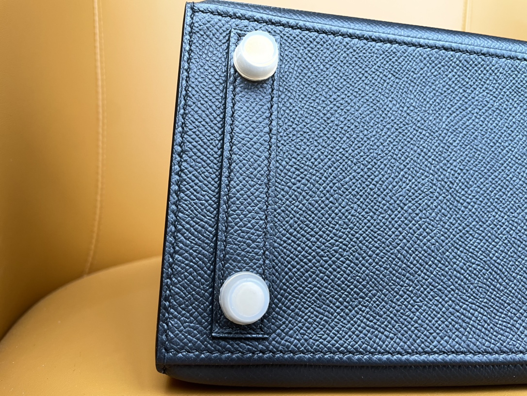 Birkin 25/30 Outer seam epsom leather black gold