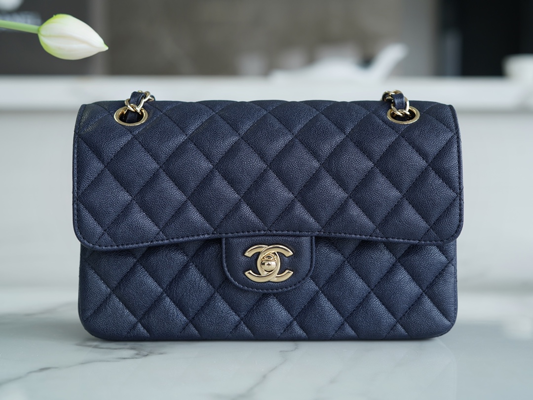 𝐂𝐇𝐀𝐍𝐄𝐋 Classic Flap washed cowhide is made from the most delicate newborn calves washed fetal cow small dark blue