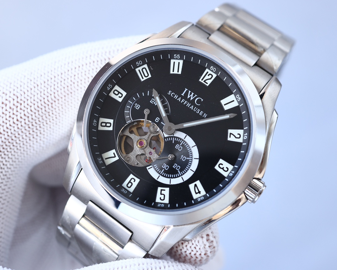 IWC- Built-in Japanese original 82s7 movement Sapphire scratch-resistant mirror 316 steel case Imported calfskin strap