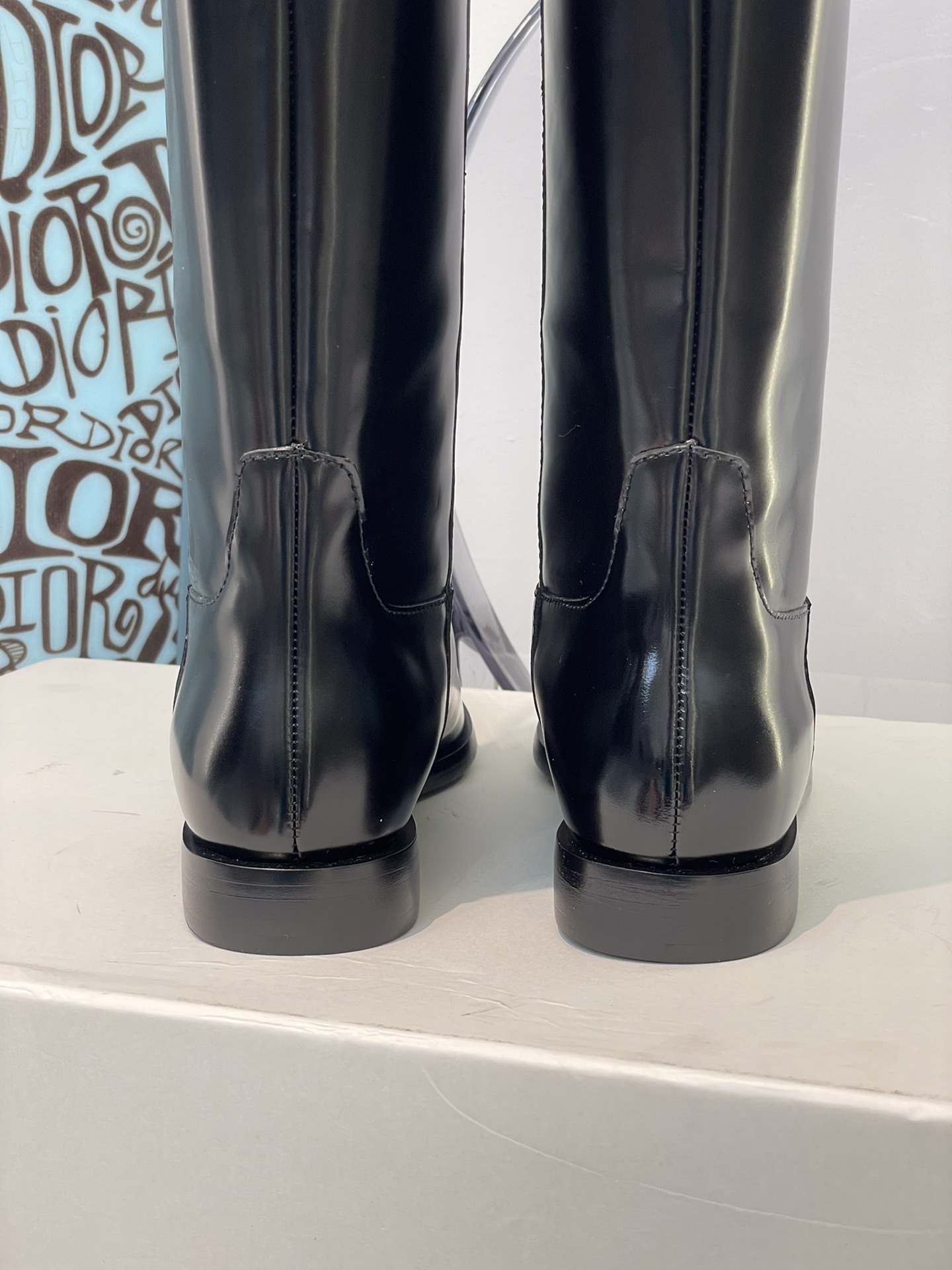 Toteme | 𝟐𝟎𝟐𝟏/𝐒𝐒 𝐧𝐞𝐰 niche designer Brand Toteme horse boots Original imported Italian A grade leather outsole