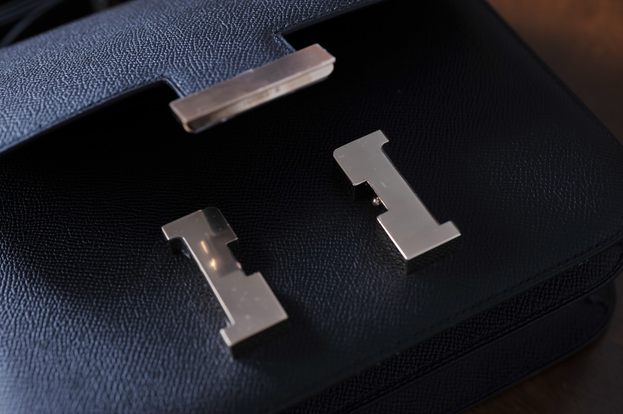 Cancon 24 Black Rose Gold Buckle Epsom Leather