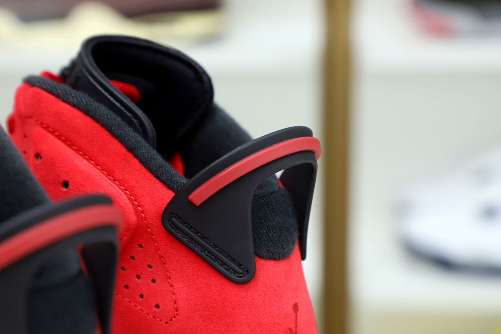 Air Jordan 6 Retro Toro