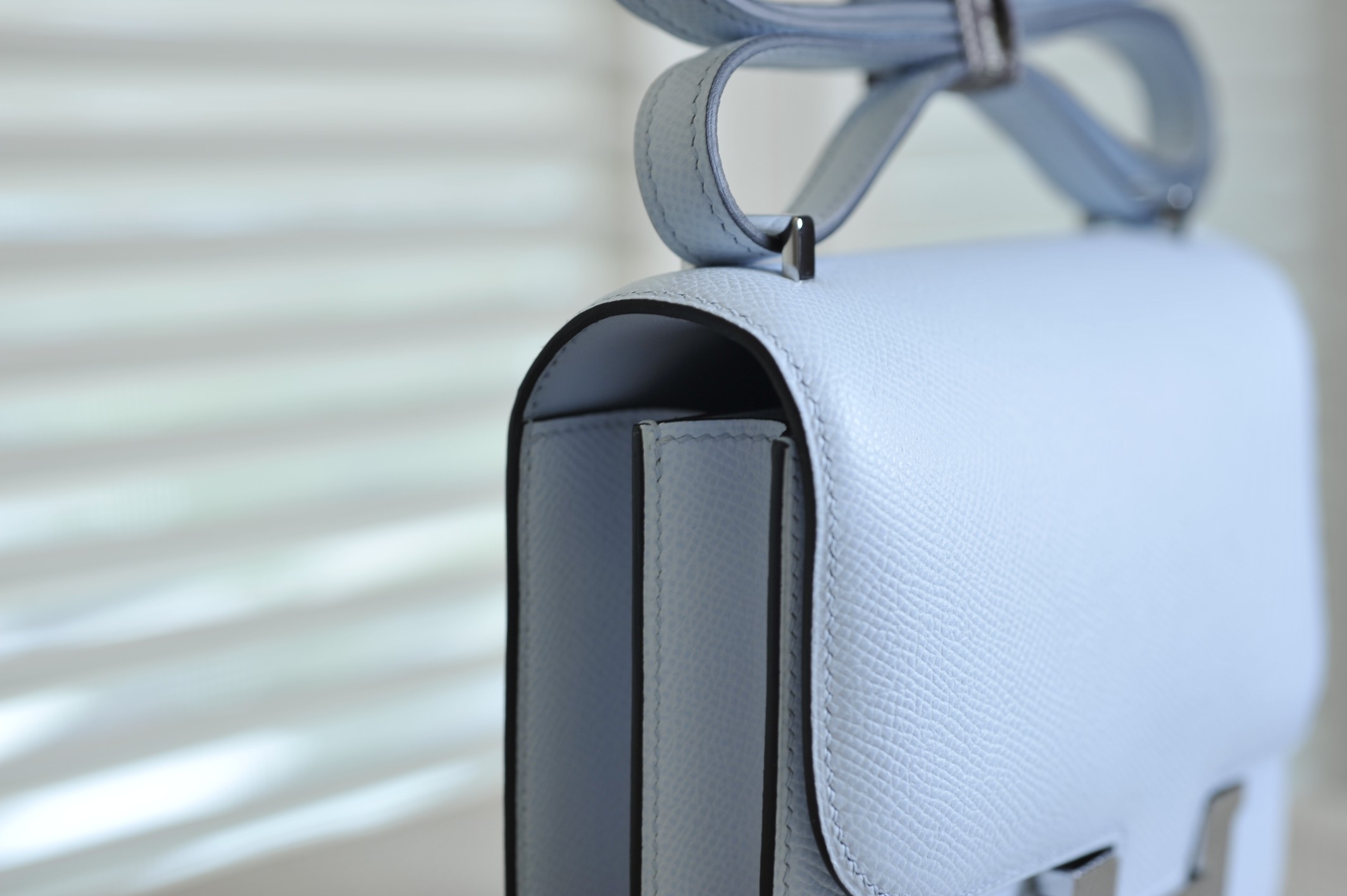 Kangkang 19 haze blue silver buckle epsom leather