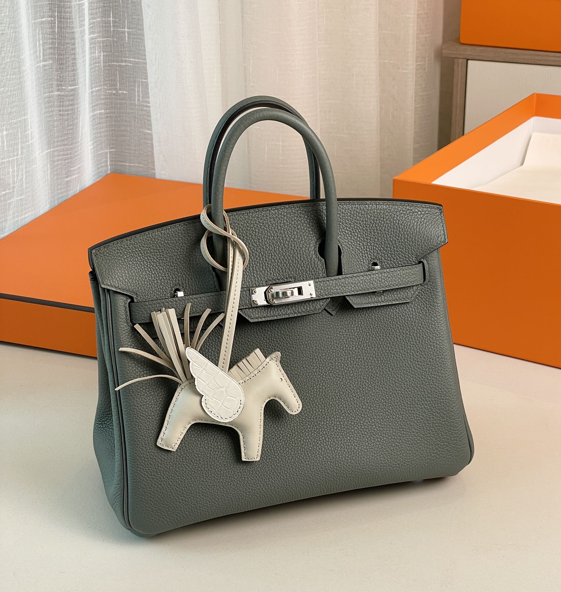 Birkin25 almond green togo leather silver buckle