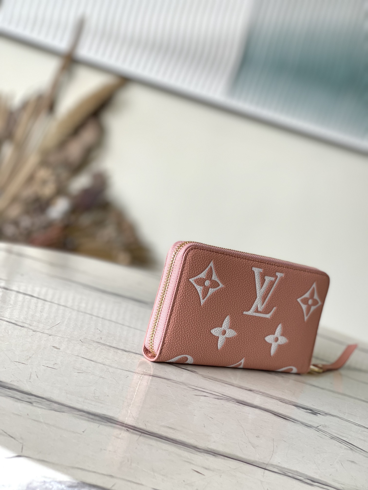 𝐋𝐎𝐔𝐈𝐒 𝐕𝐔𝐈𝐓𝐓𝐎𝐍   M81645