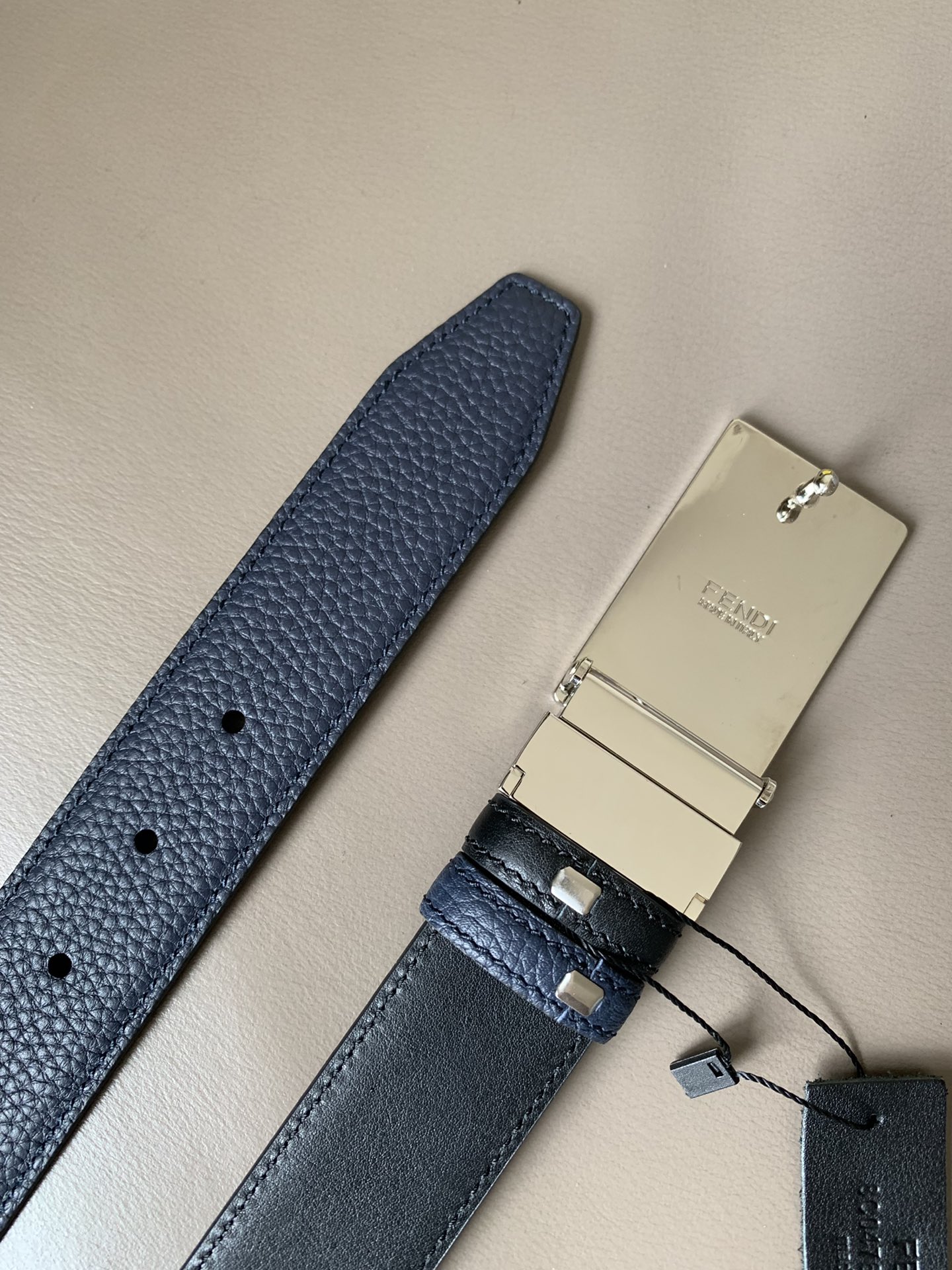 FENDI men's casual reversible belt