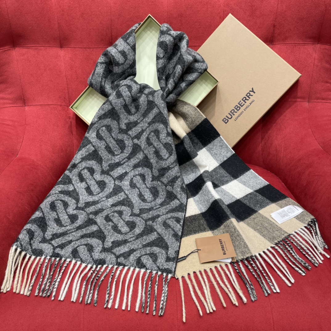 Burberry Reversible Check Fringed Cashmere Scarf 100% Cashmere