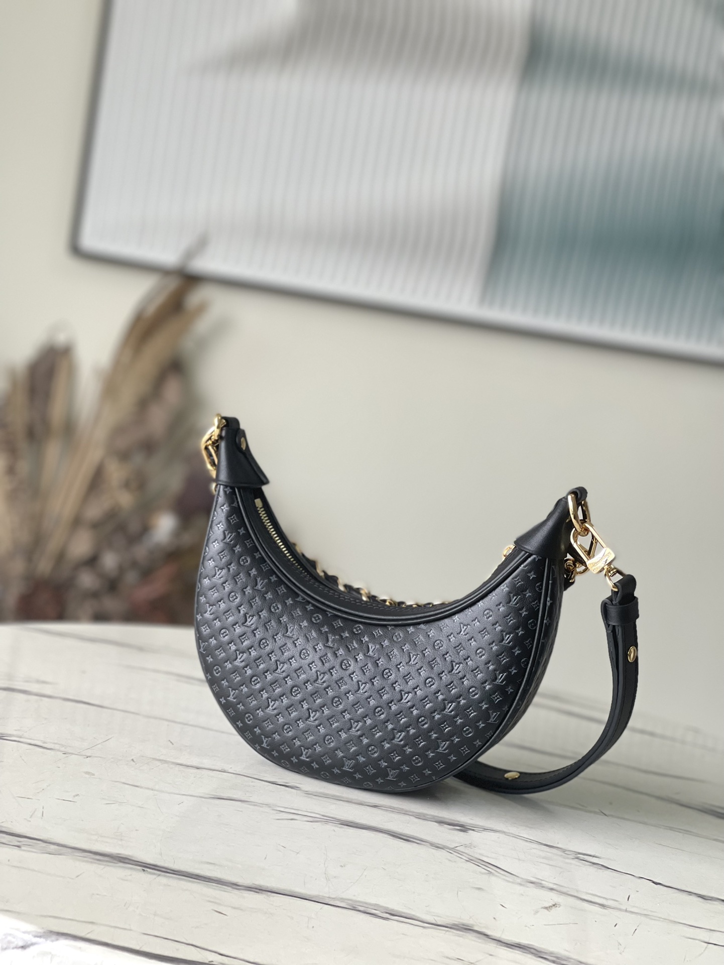 𝐋𝐎𝐔𝐈𝐒 𝐕𝐔𝐈𝐓𝐓𝐎𝐍   M22591