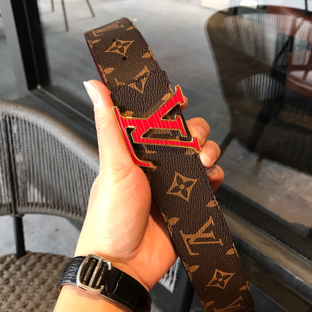 LOUIS VUITTO 40MM REVERSIBLE BELT