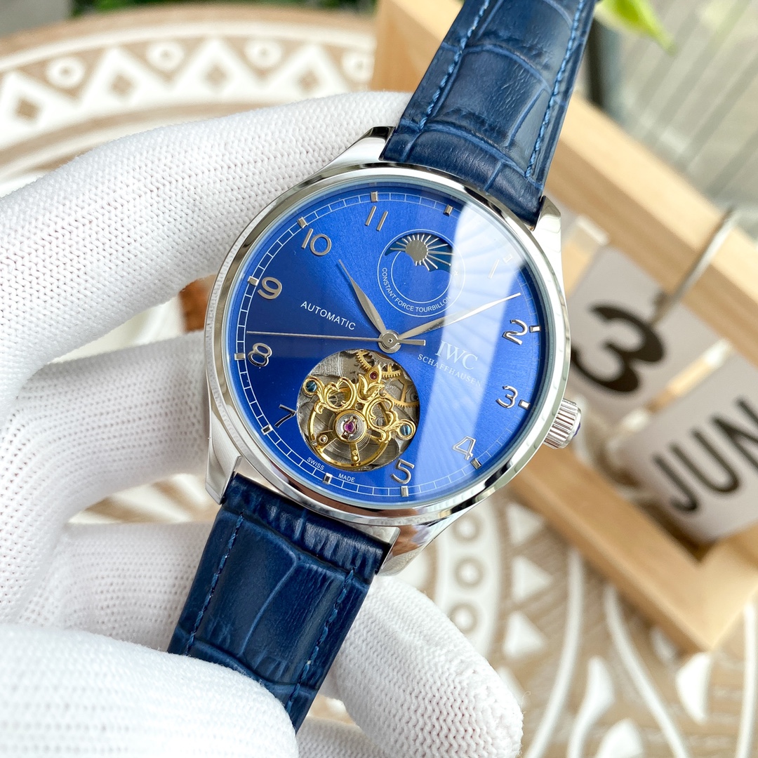 IWC- Fine men's watches Fully automatic mechanical movement, top 316 steel case and strap