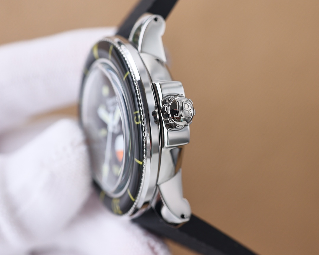 Blancpain Fifty Fathoms [Barracuda] with Calibre 9015 to Cal-1151 Accurate timekeeping