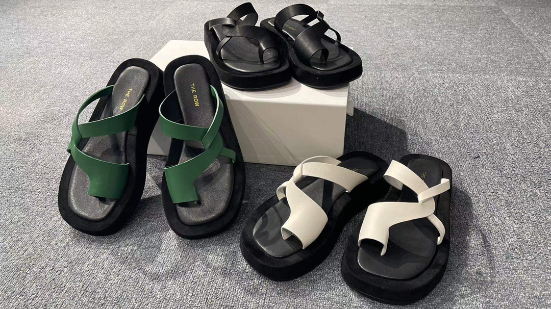 THE ROW | 𝟐𝟎𝟐𝟏/𝐒𝐒 𝐧𝐞𝐰 The row 2021 official website synchronization niche sexually cool wind thick bottom flip-flops