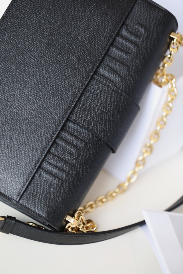 Montaigne New Montaigne palm print chain bag palm print black