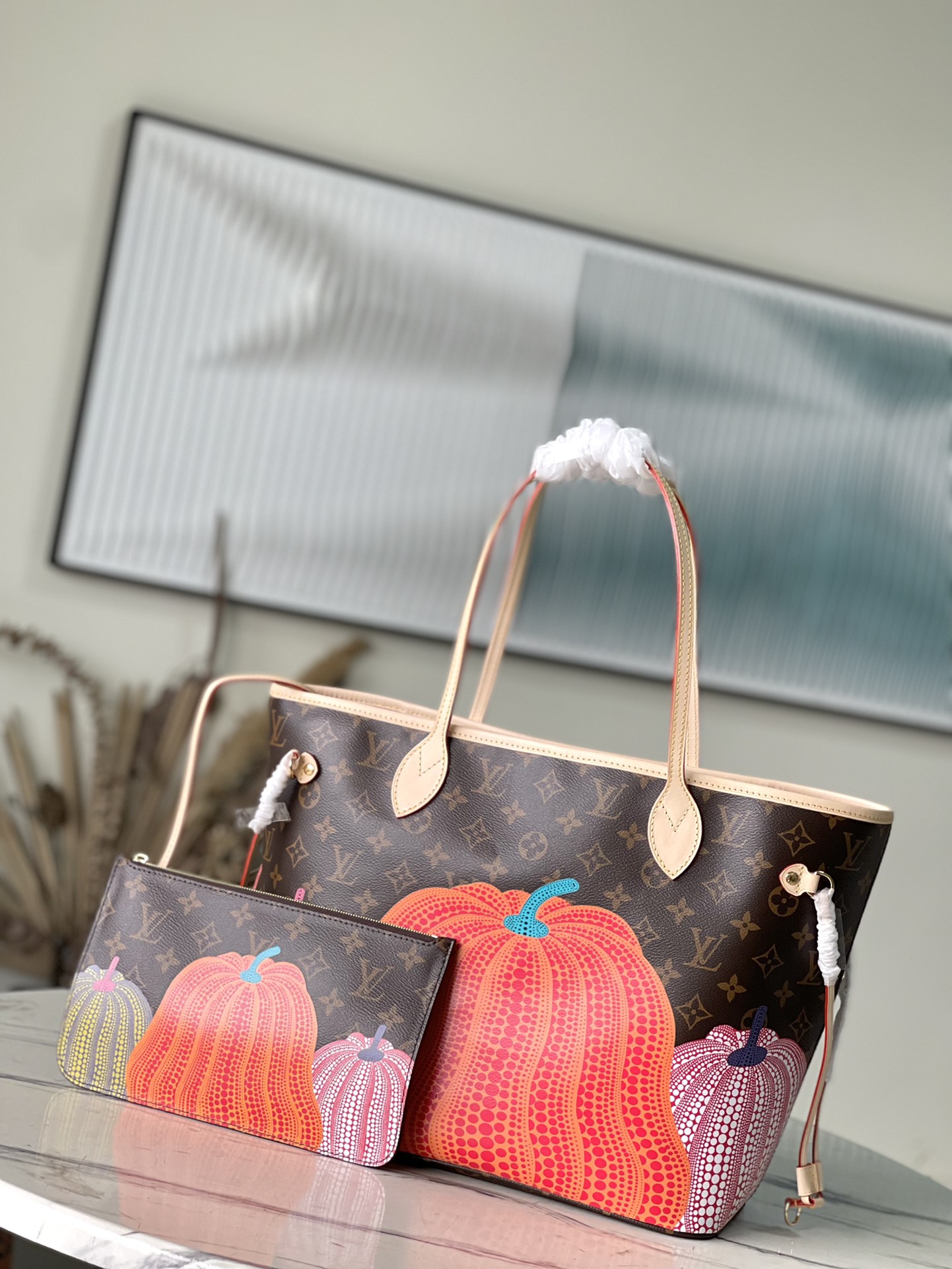 𝐋𝐎𝐔𝐈𝐒 𝐕𝐔𝐈𝐓𝐓𝐎𝐍  M46468