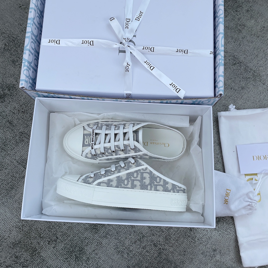 DIOR Canvas semi-flip-flop Water-dyed sheepskin lining TPU outsole Cement grey embroidery
