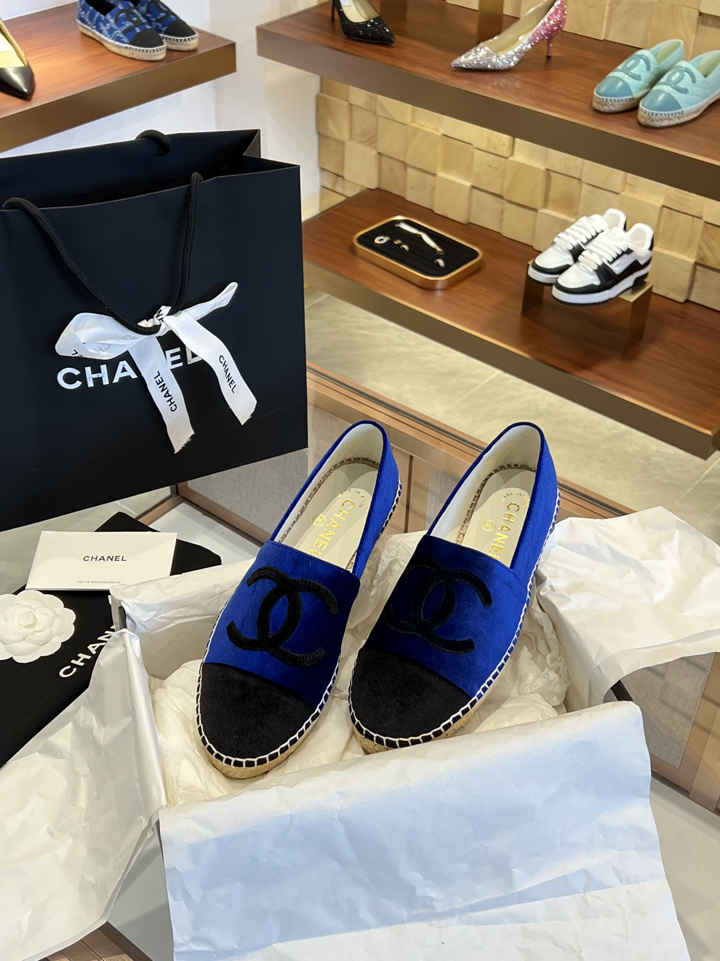 CHANEL fisherman shoes Chanel classic version of the original injection of rubber translucent rubber original color hemp sole