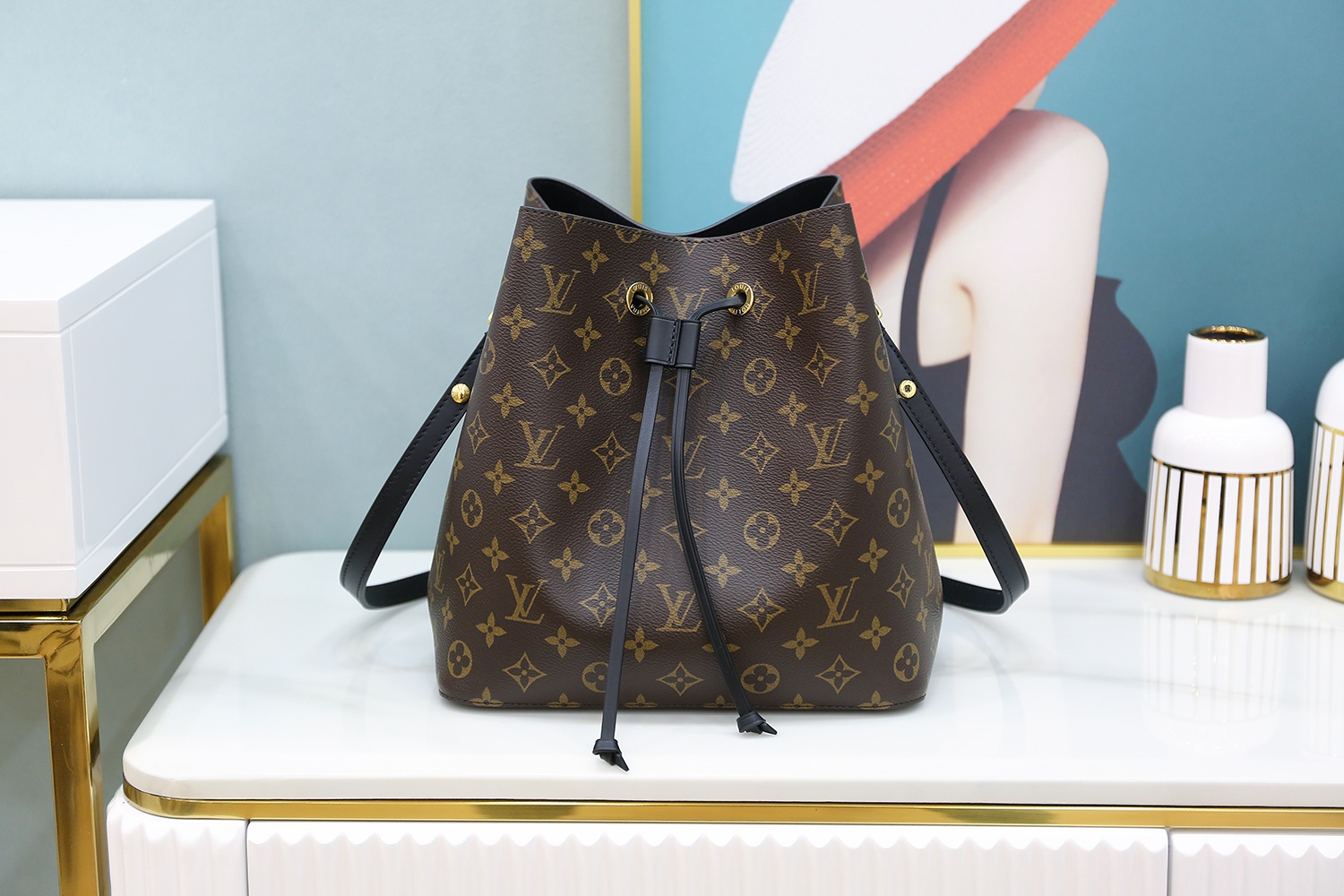 Louis Vuitton 𝙉𝙀𝙊𝙉𝙊🇫🇷French original material M44020