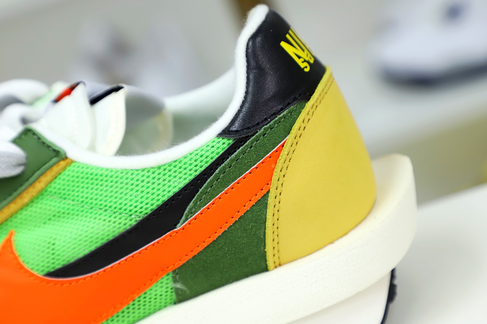 SACAI X LDWAFFLE GREEN GUSTO