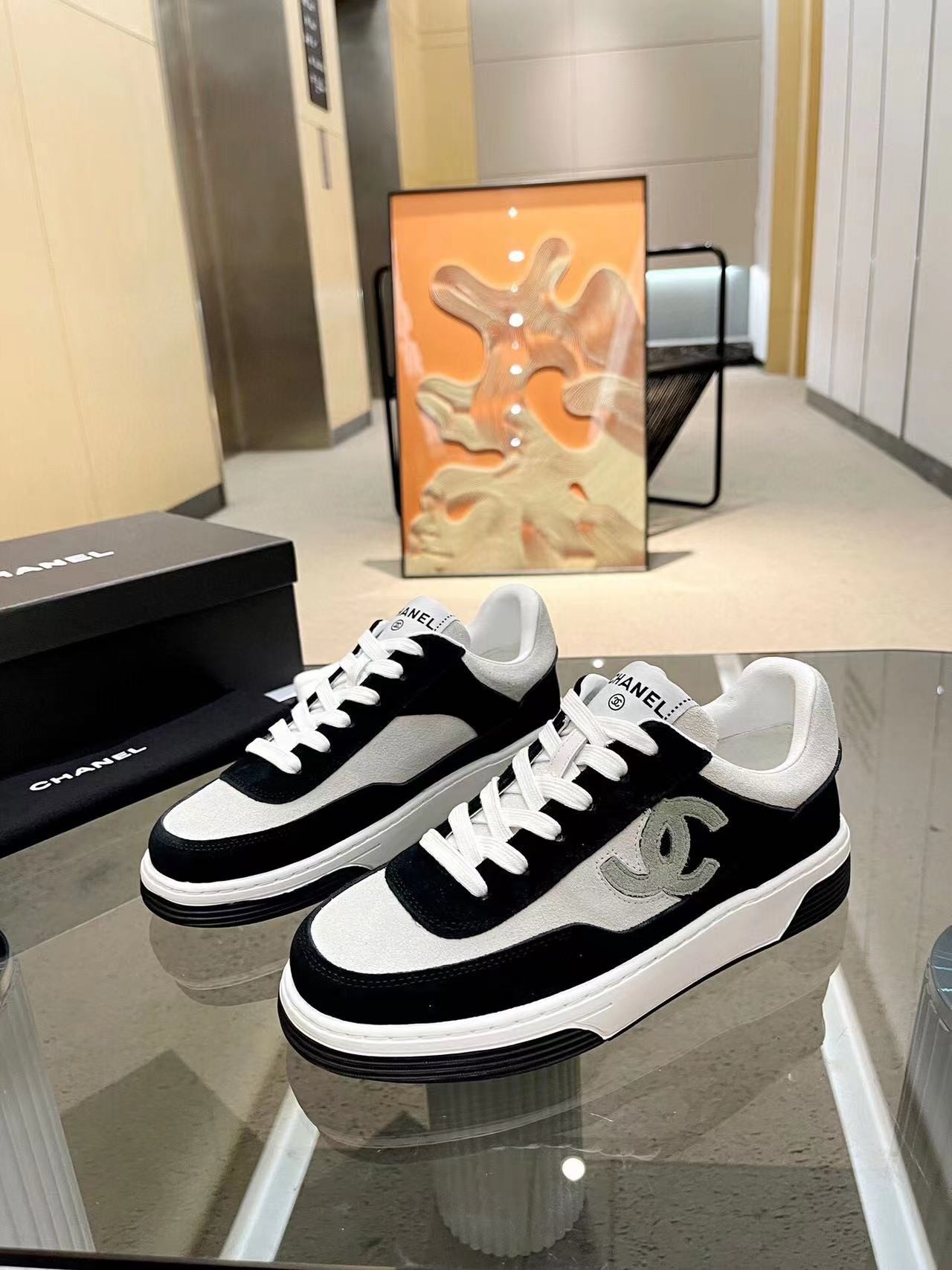 chanel Sneakers