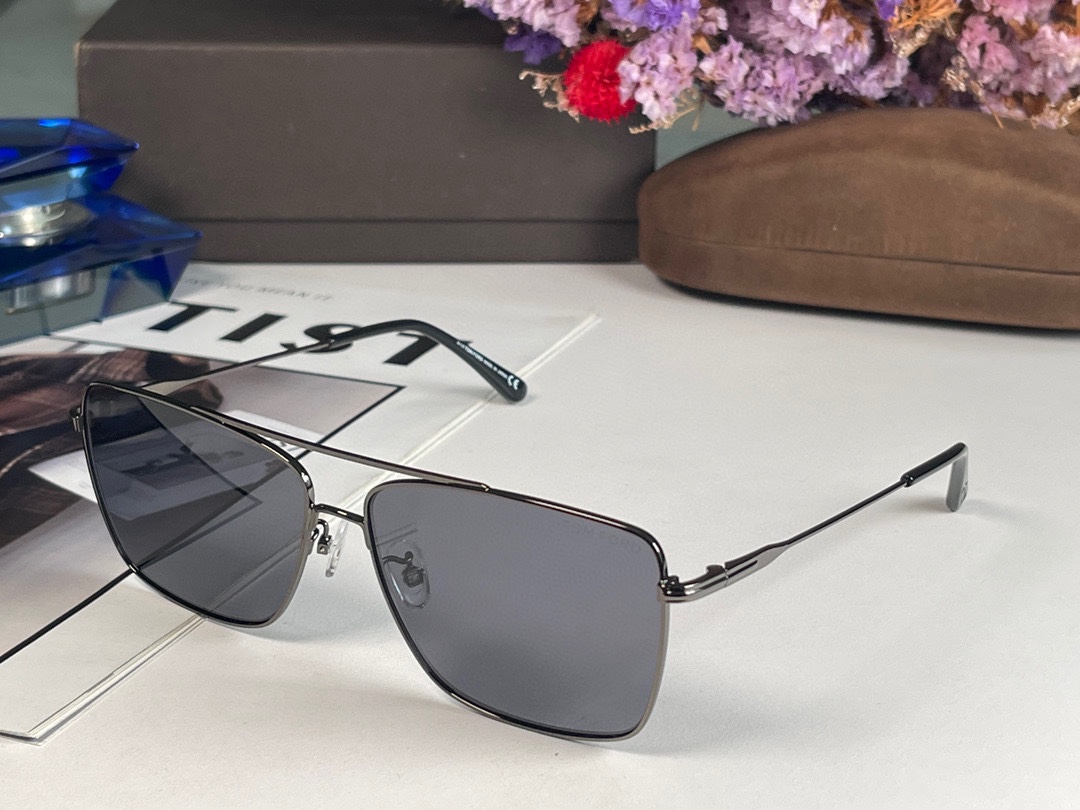 TOM FORD Model:TF651