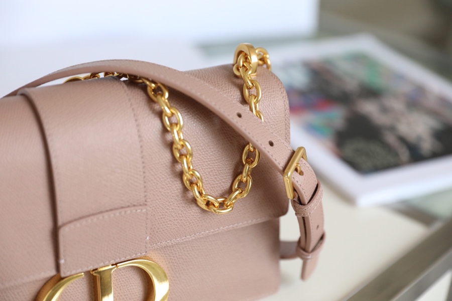 Montaigne New Montaigne palm print chain bag palm print pink