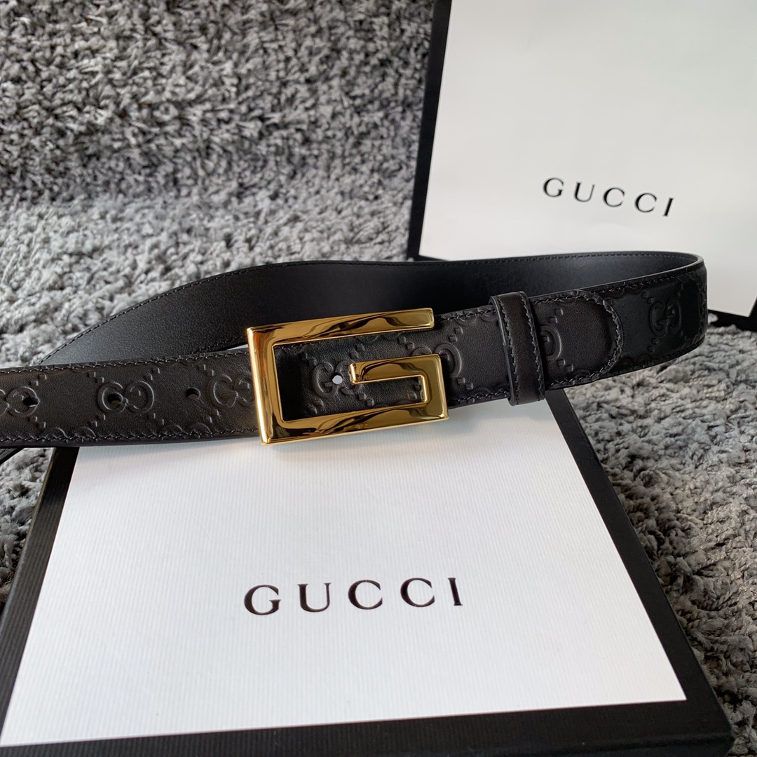 GUCCI imported calfskin with rectangular G