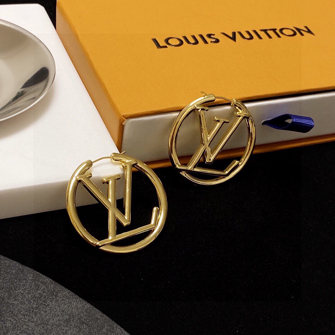 Louis Vuitton Early Spring 2023 stud earrings Vintage LV monogram earrings