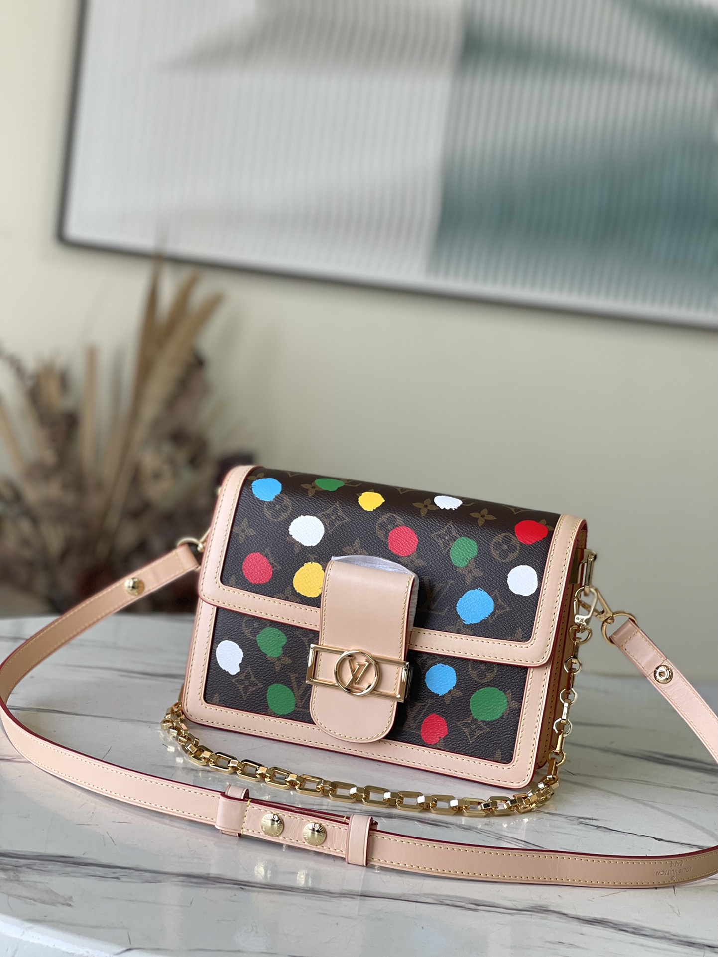 𝐋𝐎𝐔𝐈𝐒 𝐕𝐔𝐈𝐓𝐓𝐎𝐍    M46432