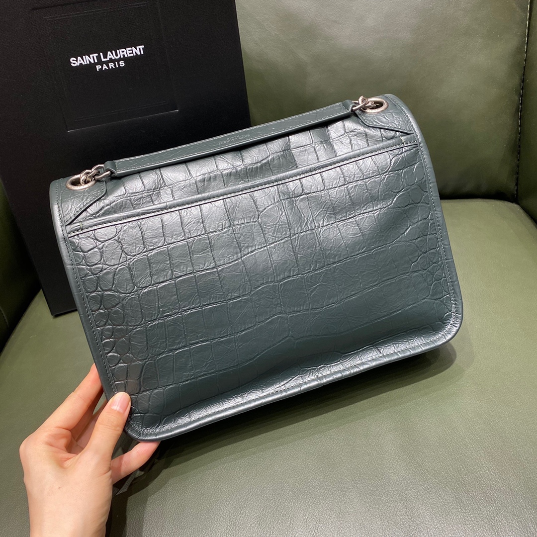 SAINT LAURENT 𝒏𝒊𝒌𝒊 𝒎𝒆𝒅𝒊𝒖𝒎 𝟮𝟴𝒄𝒎 #633158original E.jd