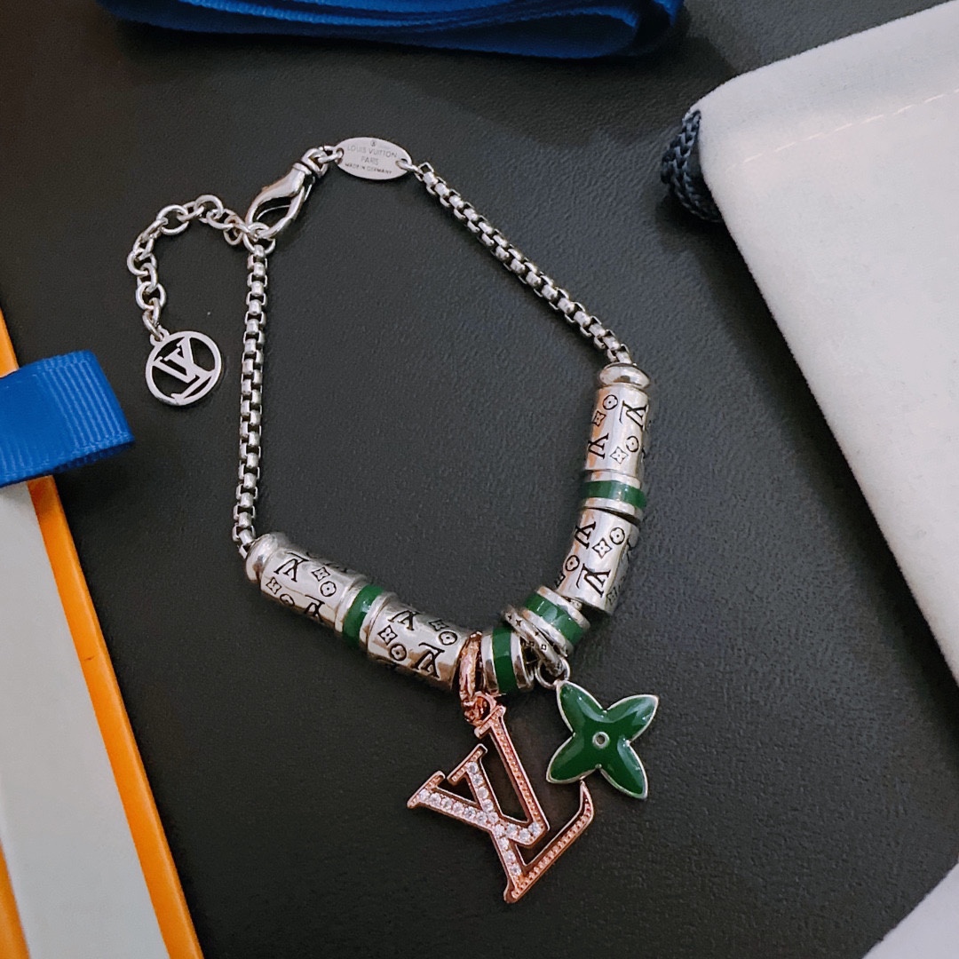 Louis Vuitton Cuban Chain Collection Vintage Silver Bracelet Couple's version 22cm20cm18cm changeable length