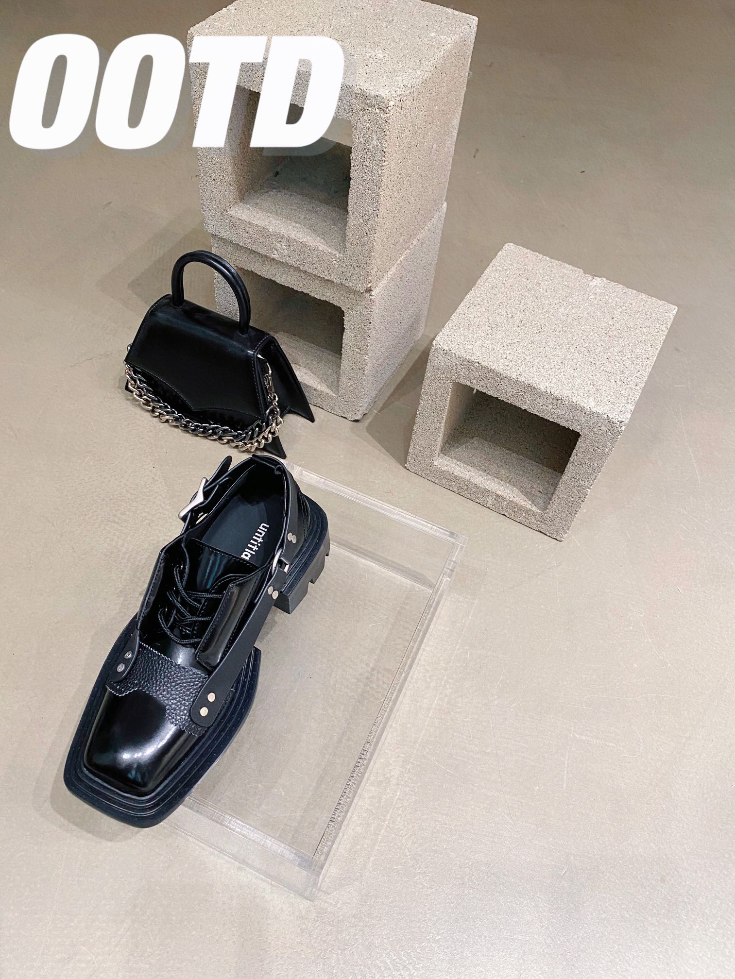 Untitlab 𝟐𝟎𝟐𝟏/𝐒𝐒 𝐧𝐞𝐰 Niche Louboutins Customized cowhide upper Sheepskin lining