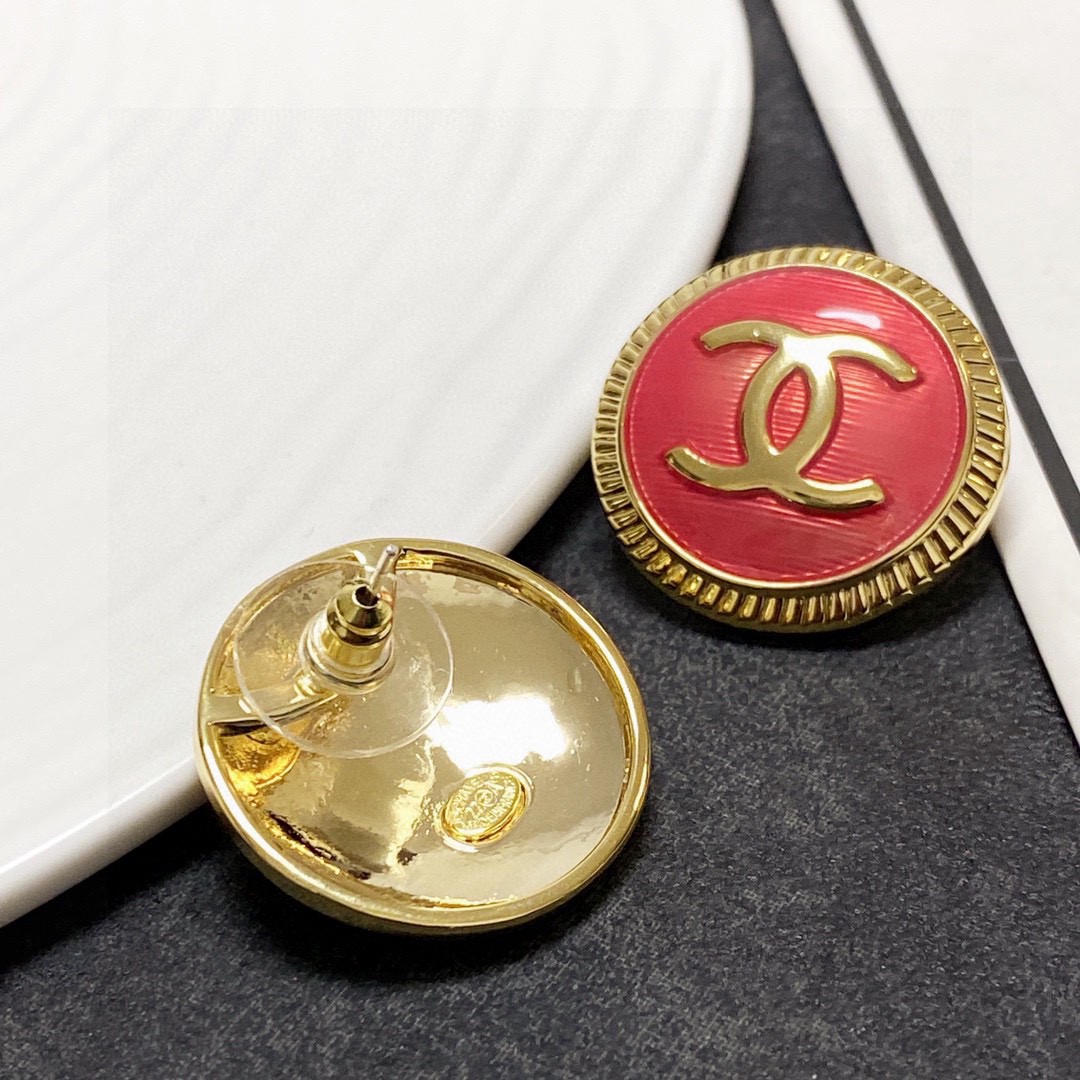 CHANEL🇫🇷Xiaoxiang autumn and winter middle-aged pitaya earrings