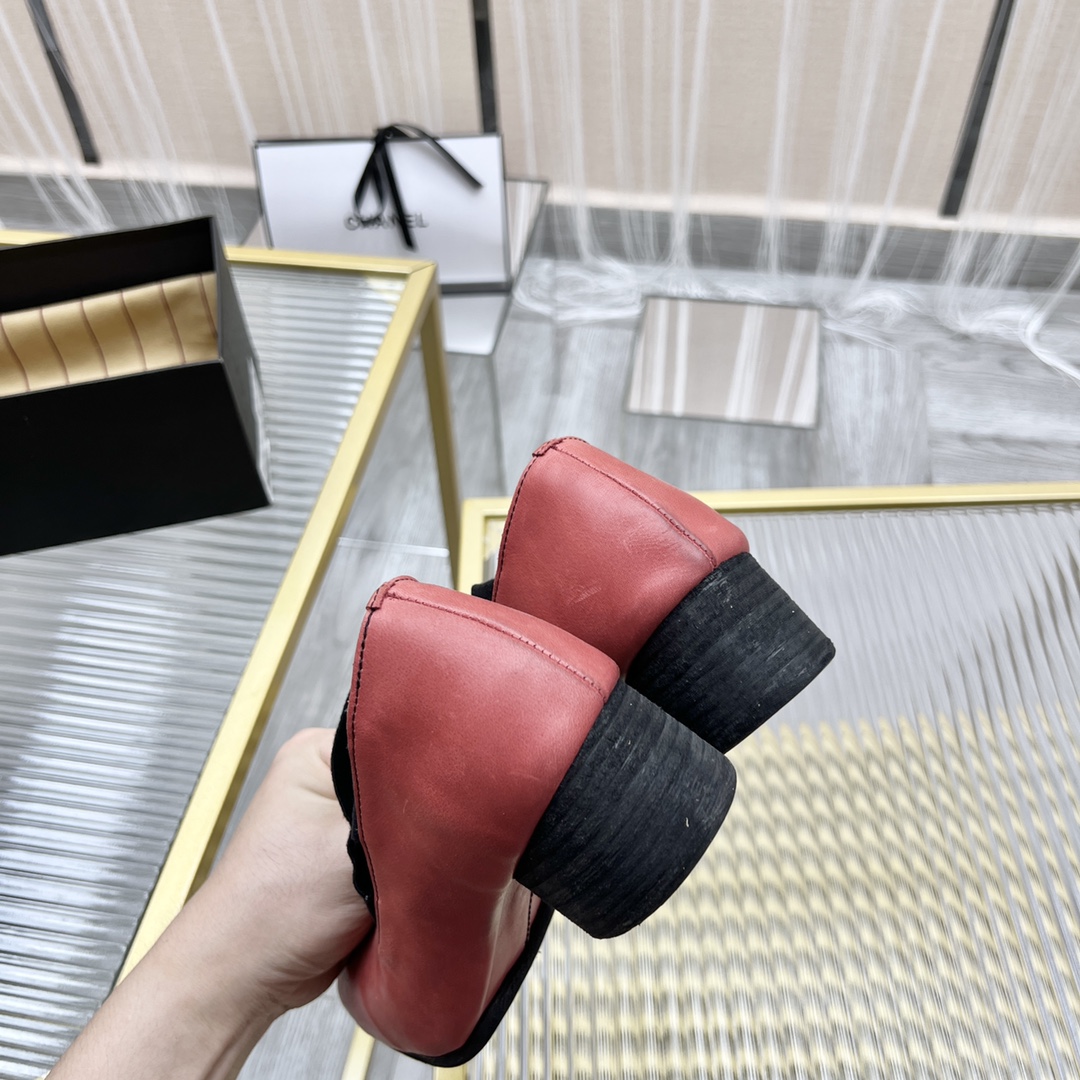 𝐔𝐌𝐀 𝐖𝐀𝐍𝐆｜𝟐𝟎𝟐𝟑/𝐒𝐒 𝐧𝐞𝐰  UMA WANG classic models retro do old ballet shoes