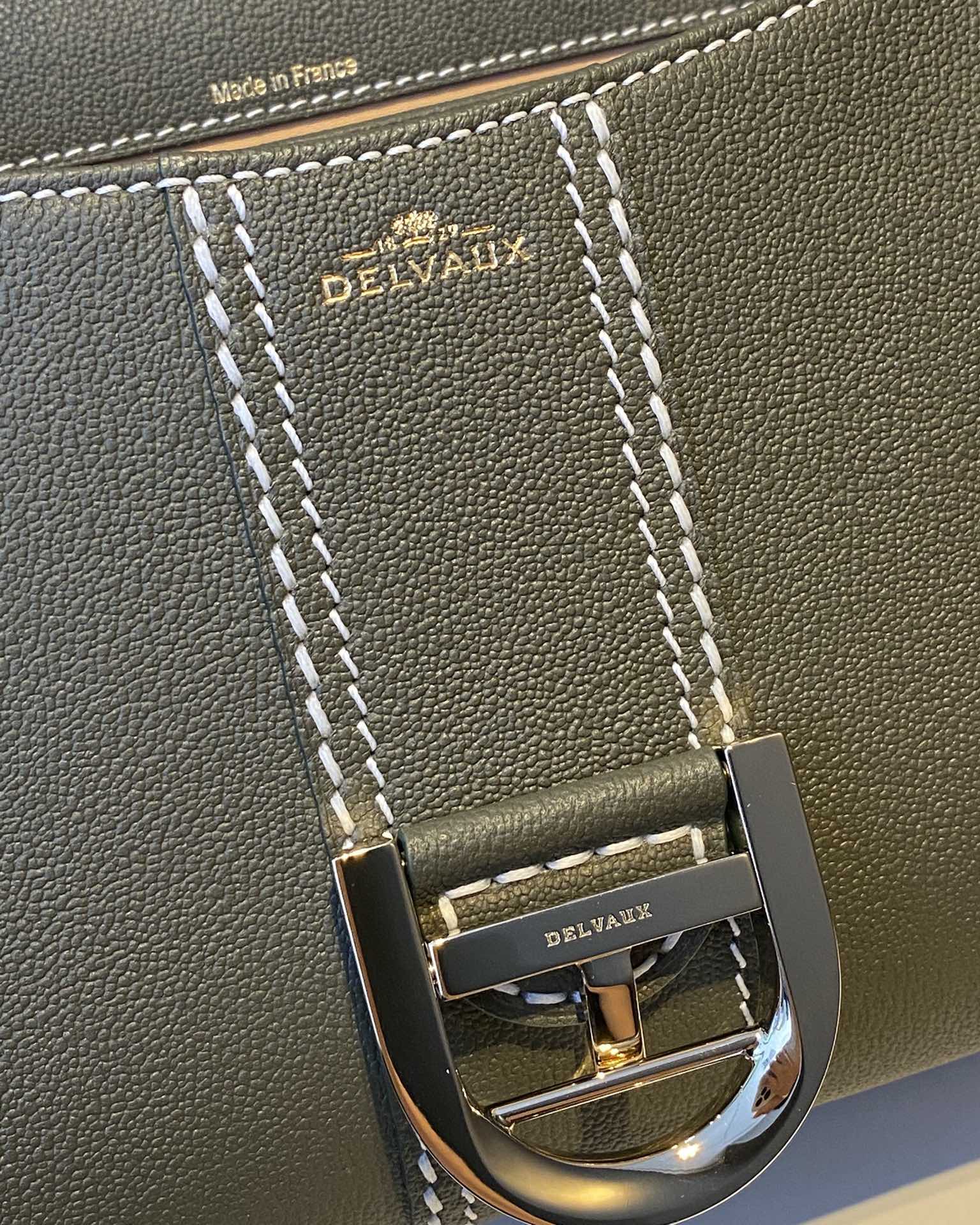 DELVAUX      🇧🇪brillant togo