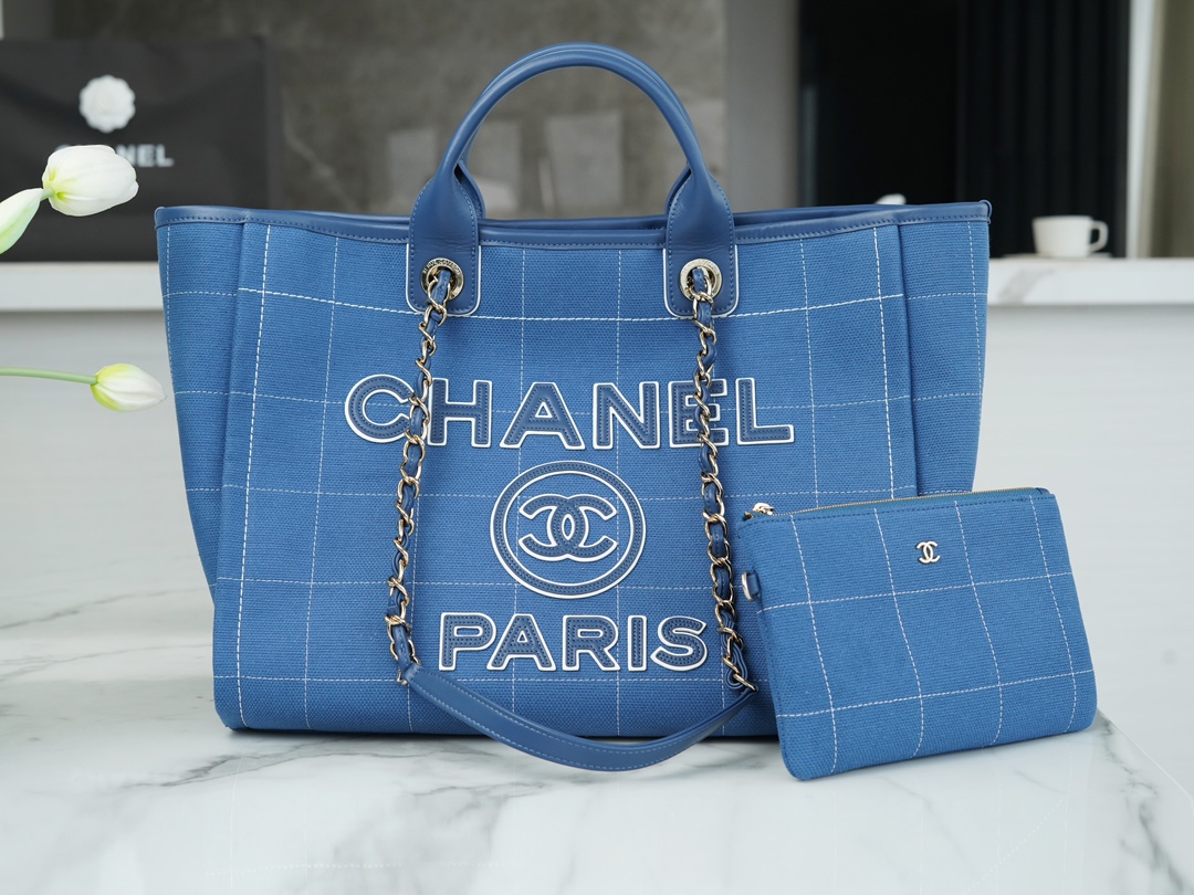 𝐂𝐇𝐀𝐍𝐄𝐋 23P Maxi Shopping Bag Blue🦋
