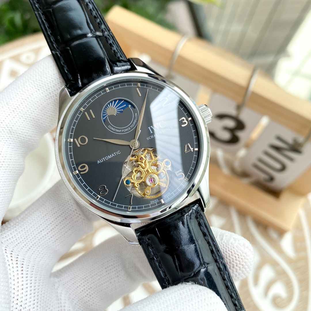 IWC- Fine men's watches Fully automatic mechanical movement, top 316 steel case and strap