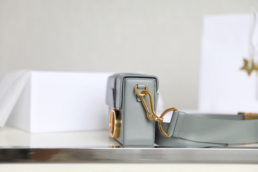 Montaigne Rock Grey 𝙢𝙞𝙣𝙞𝙞 box bag