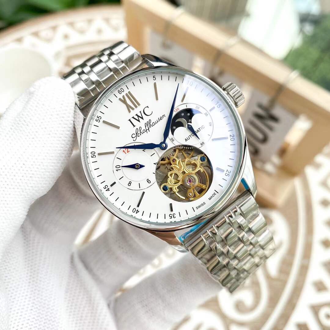 IWC- Fine men's watches Fully automatic mechanical movement, top 316 steel case and strap