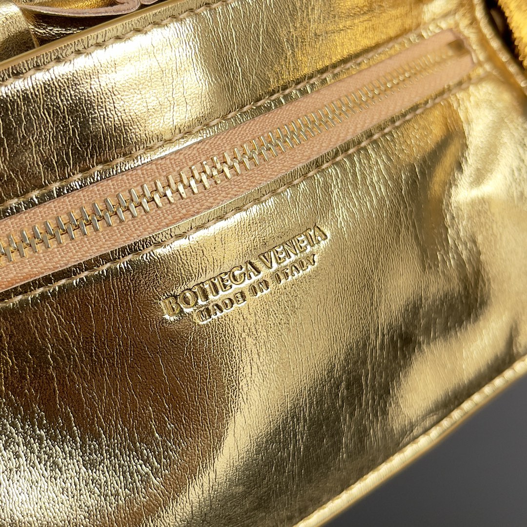 Bottega Veneta Pillow Bag Small mini Gold #717506