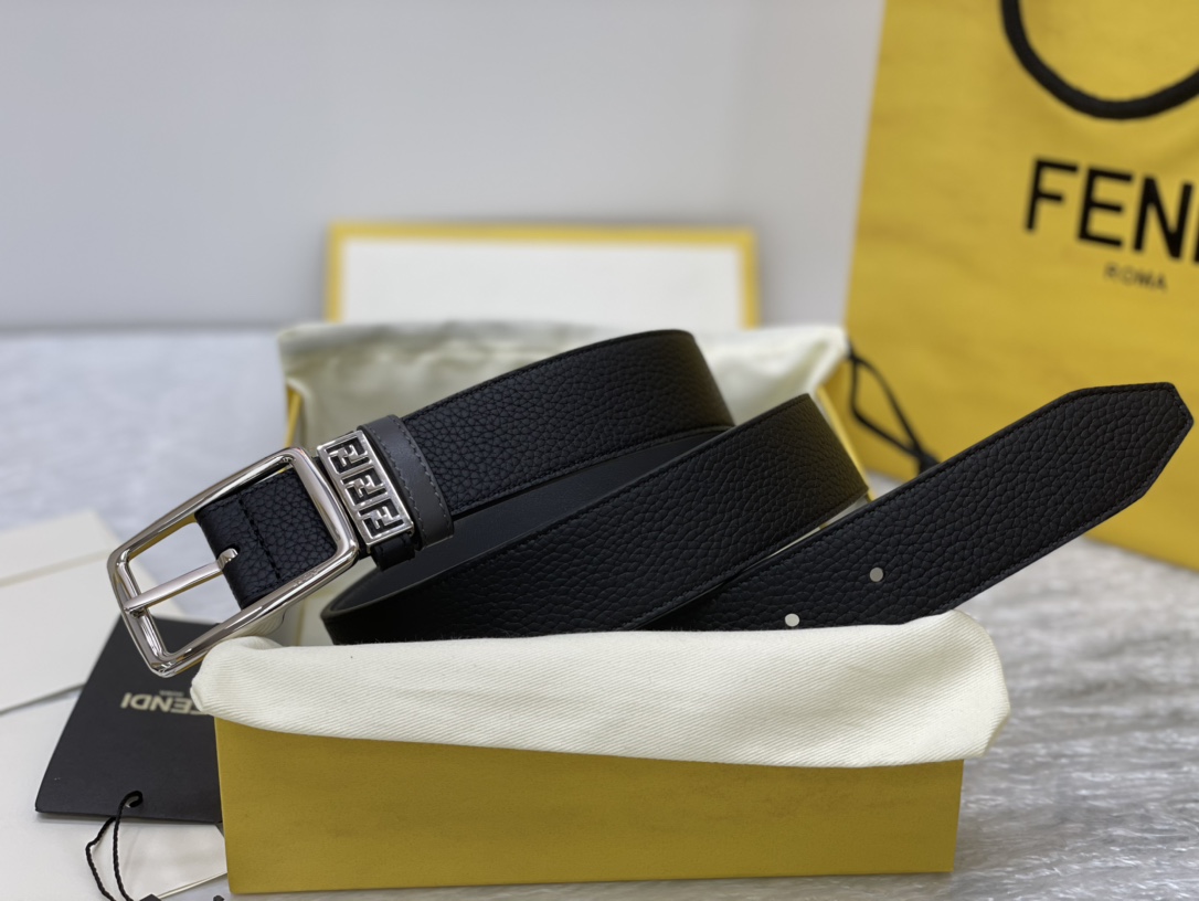 FENDI imported Italian calfskin 👍 Pin buckle design