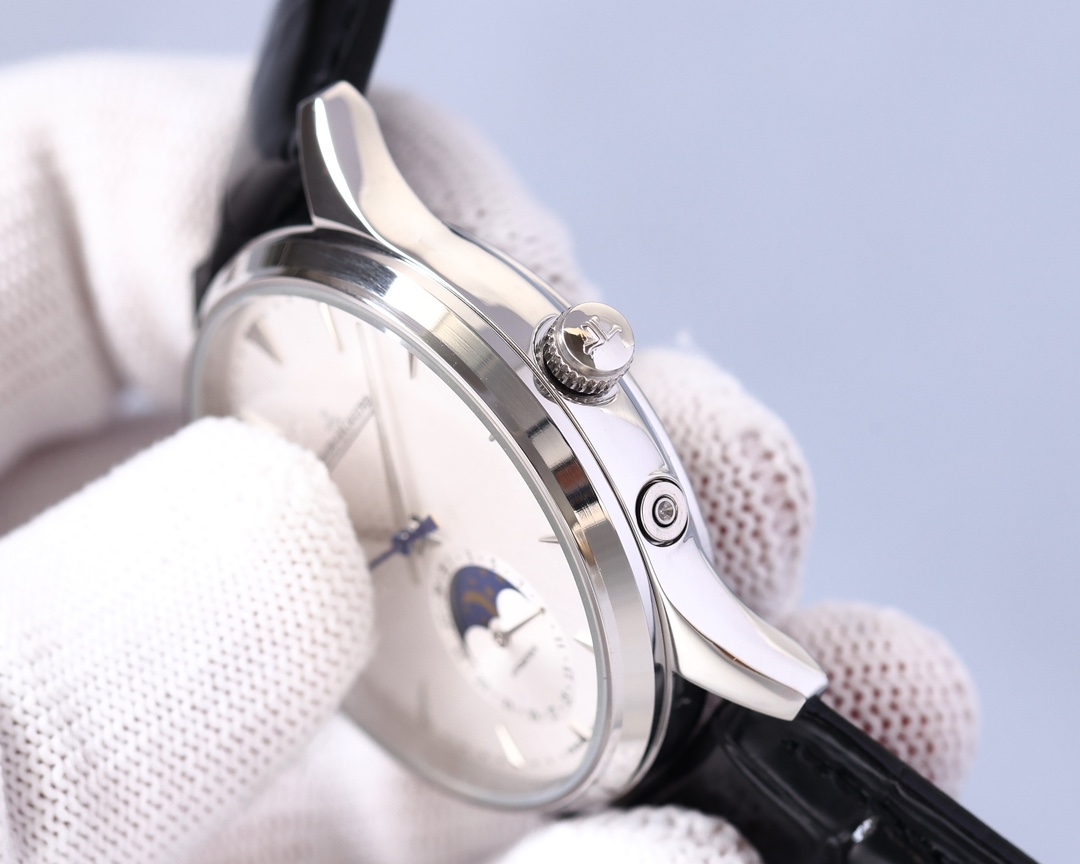 Jaeger-LeCoultre Master Ultra-thin Moonphase