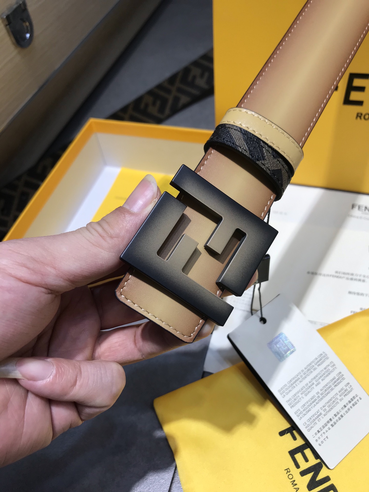 FENDI original rivet buckle