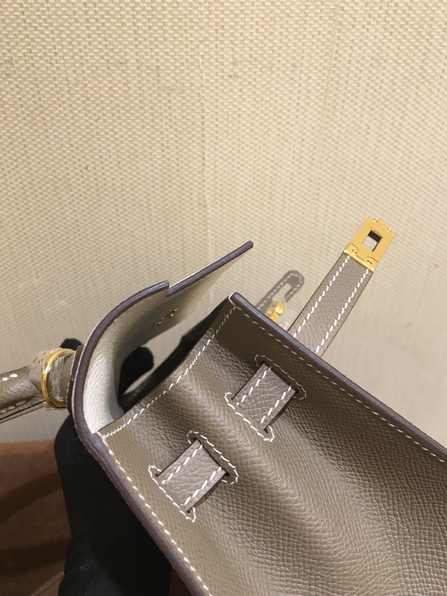 Kelly25cm epsom leather gold buckle milkshake white fight elephant gray