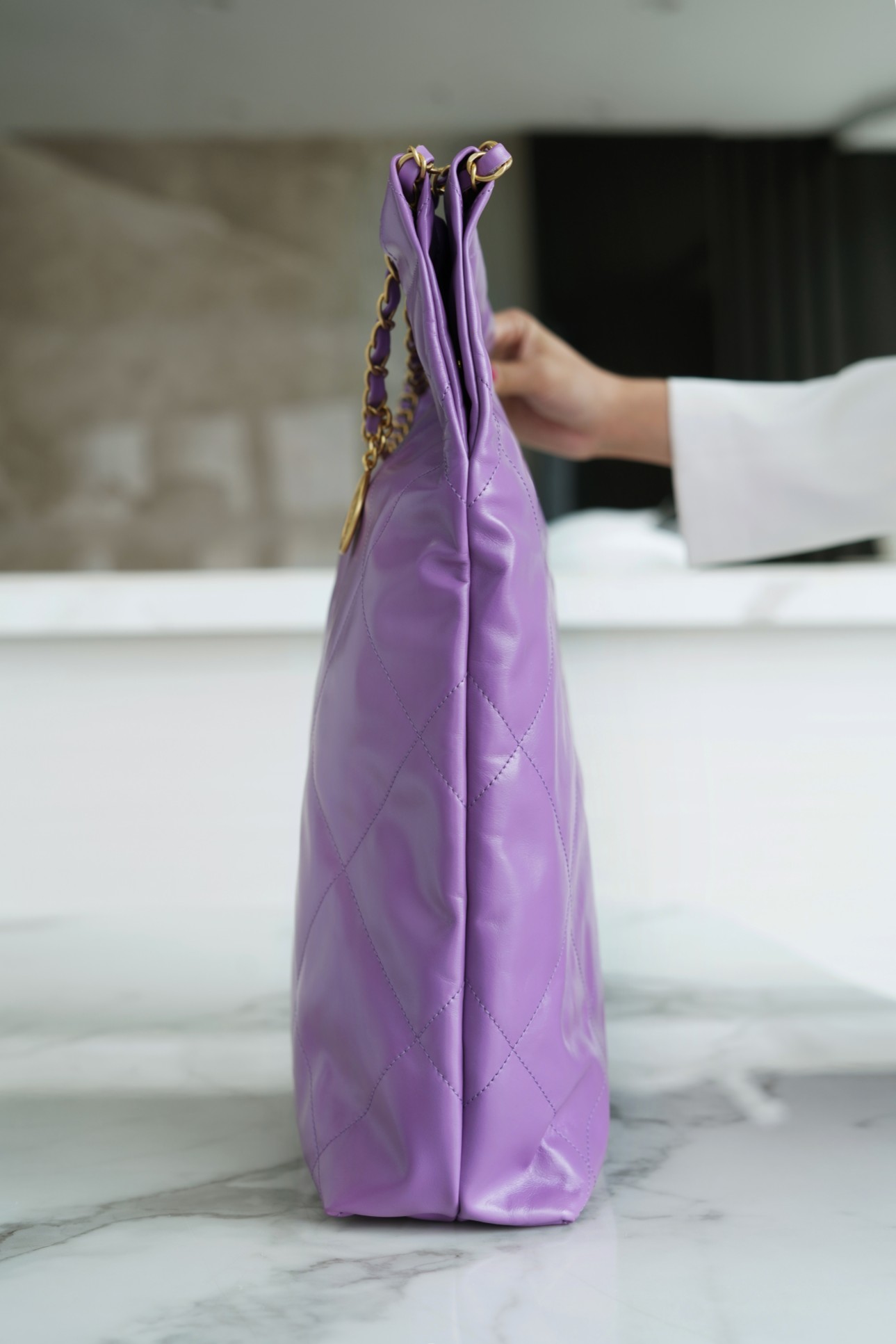 𝗖𝗛𝗔𝗘𝗡𝗟✦𝟐𝟐𝗣Spring/Summer New 𝟐𝟐Handbag Genuine Tail Leather Large Purple