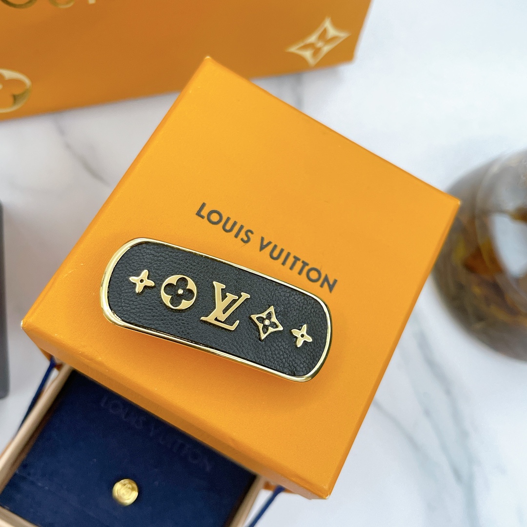 Louis Vuitton Black Five Elements hair clip
