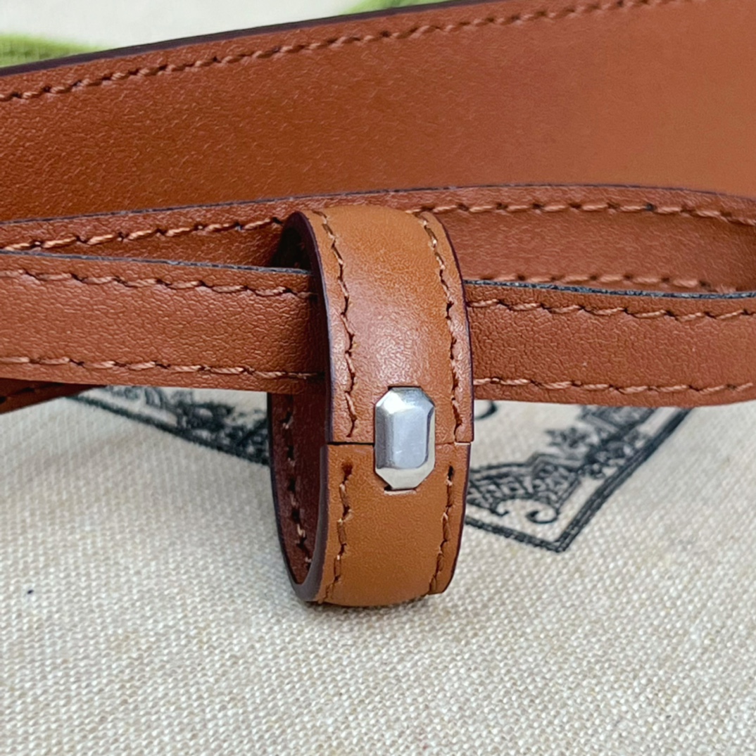 GUCCI Blondie series belt