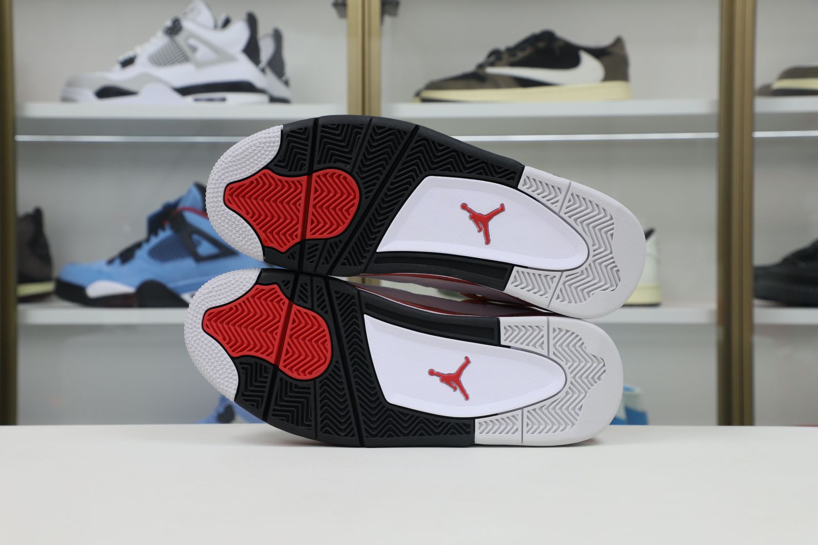 Jordan Air Jordan 4 Neutral Grey