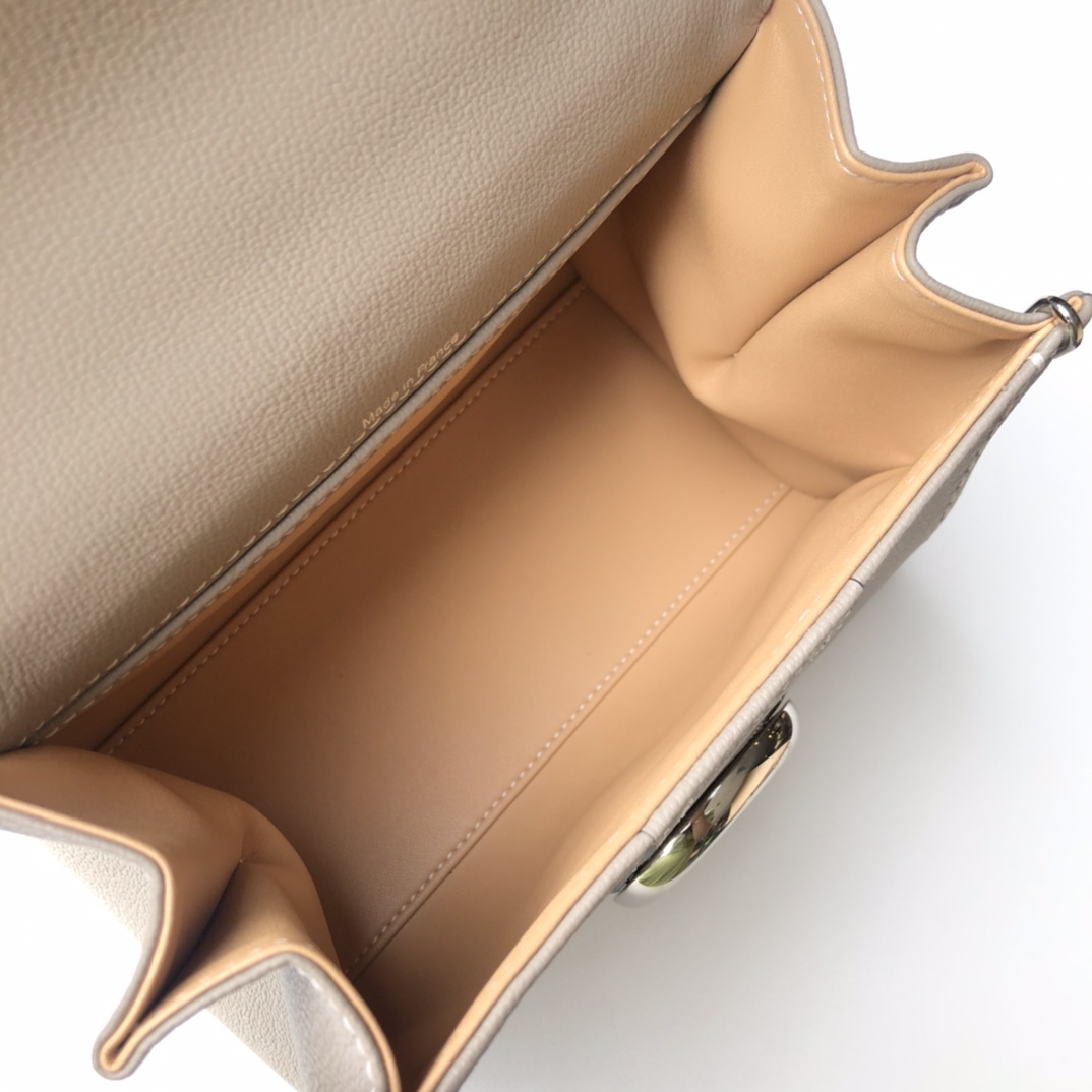 DELVAUX      🇧🇪brillant togo